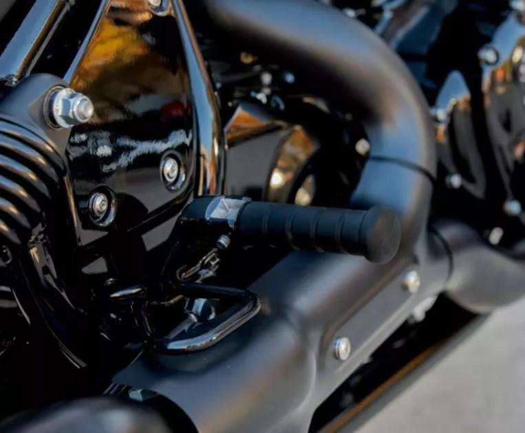 2022 2024 OE Indian Chief Super Chief Bobber Passenger Pegs Black
