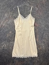 Vintage J C Penny Gaymode Womans Slip Sz S Lace Pinup Rockabilly 50s Romantic