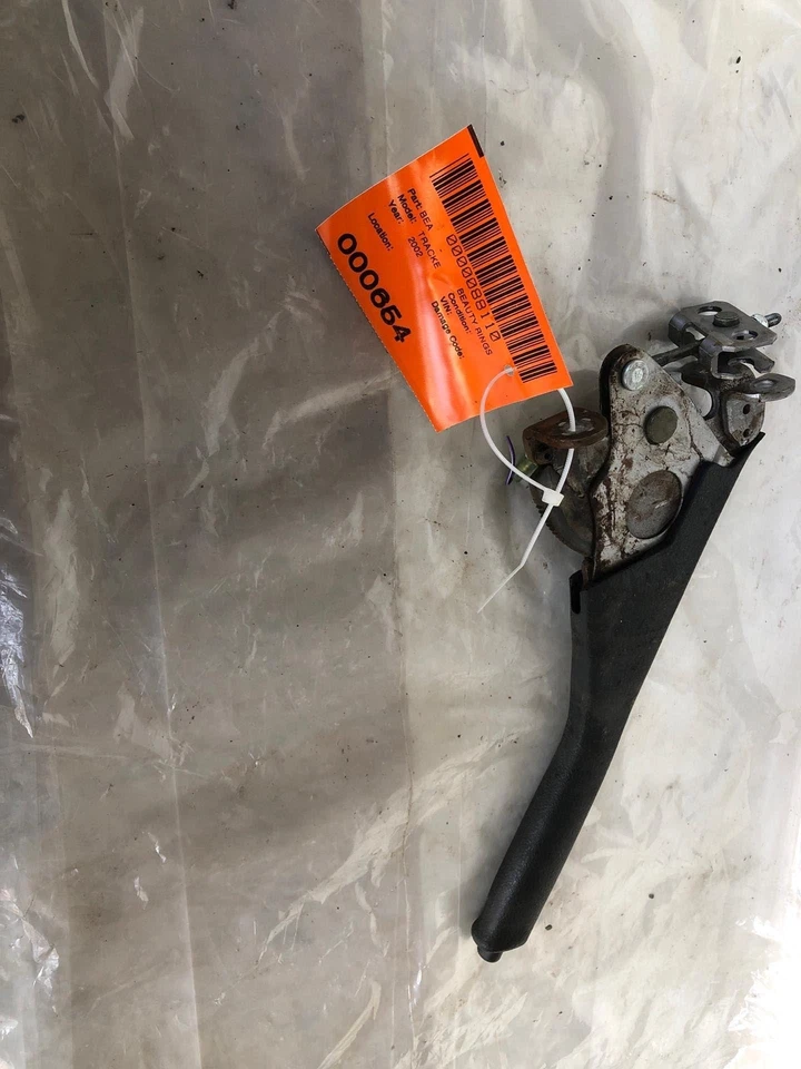 02 CHEVROLET GEO TRACKER Emergency Pull Parking Hand Brake Lever Control Handle - Image 3 of 4