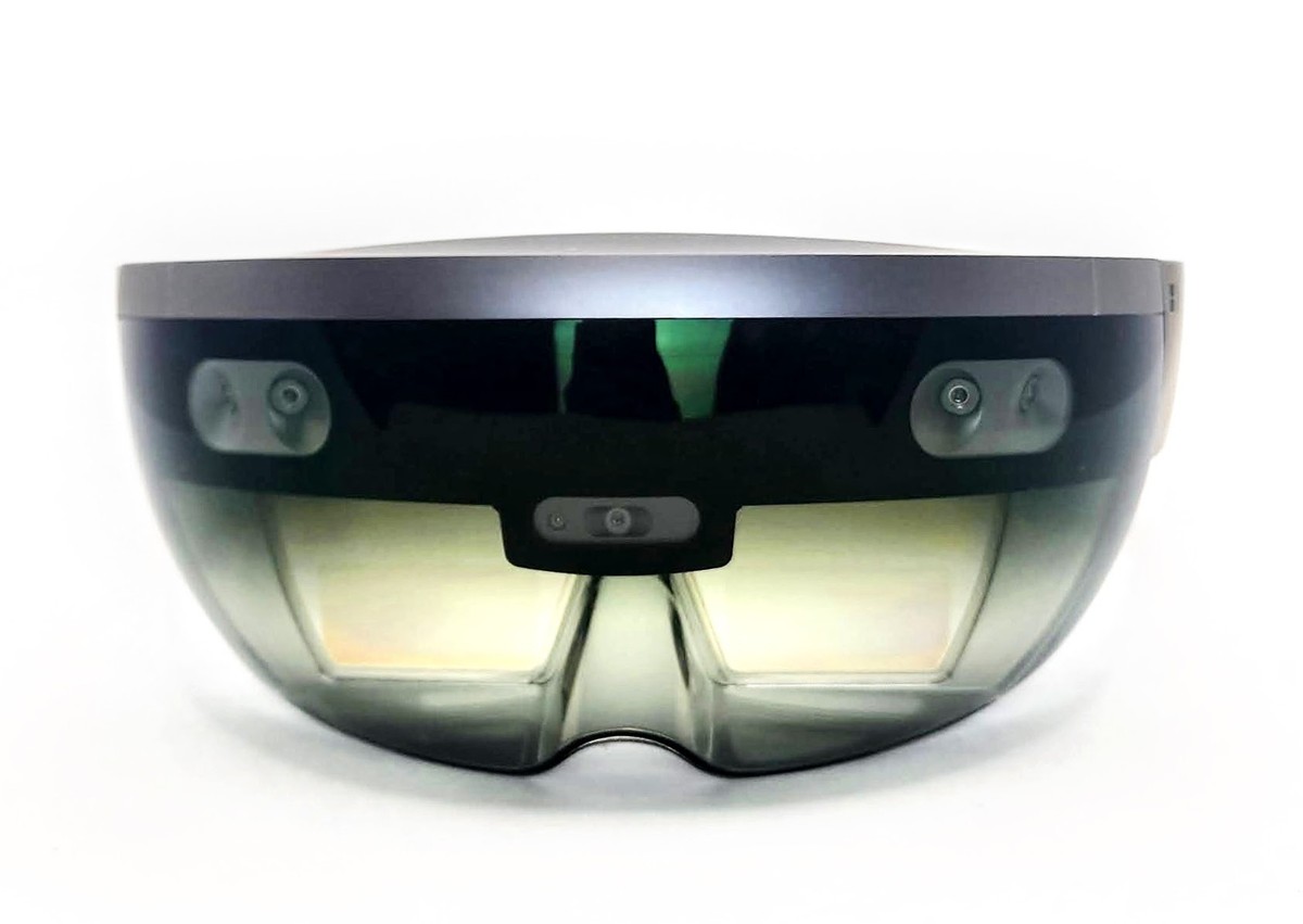 Microsoft Hololens 1 Headset Kit with Genuine Case and Box | eBay