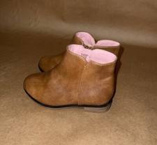 Cat and Jack Chelsea Boots Toddler Size 7 Brown Pre-Owned