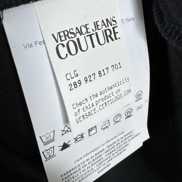 Camiseta de algodón con paneles Versace Jeans Couture negra dorada para hombre talla pequeña Foto 4 de 4