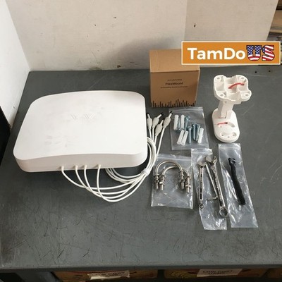 Waveform ANT-4-660-PA-SM QuadPro High Gain 4x4 MIMO Outdoor Panel Antenna
