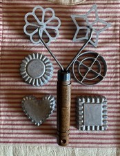 Vintage Rosette Iron 8 Piece Set w/Cast Aluminum Cookie Molds Wooden Handle