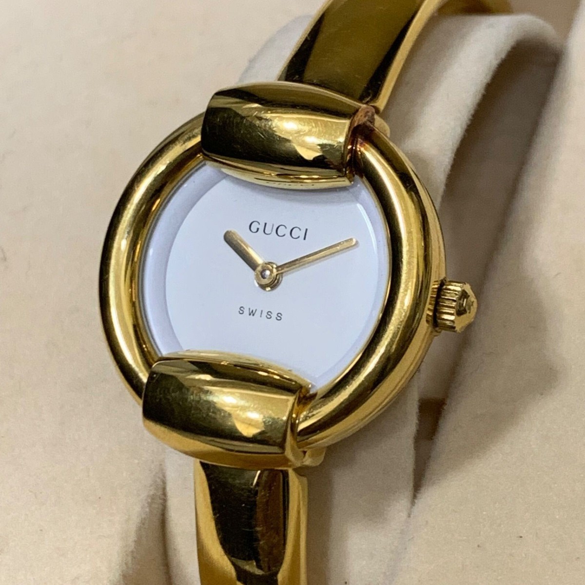 Gucci 1400L Watch Quartz Women's White Dial Working Round Gold