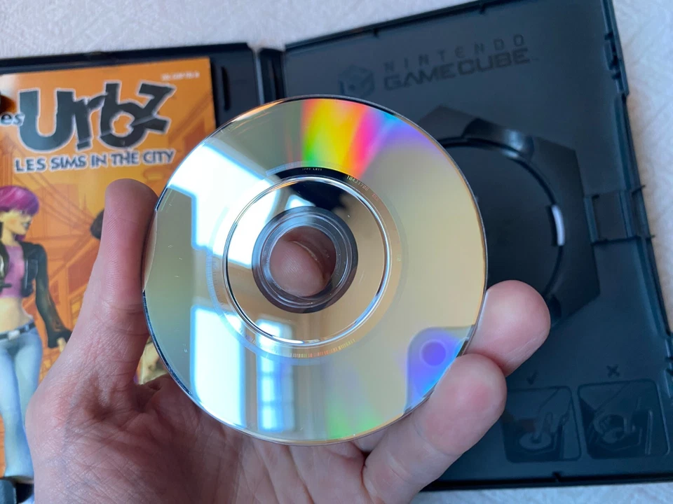 Les Urbz Les Sims in the City Nintendo Gamecube - FR PAL VGC CIB - Tracked - Image 4 of 4