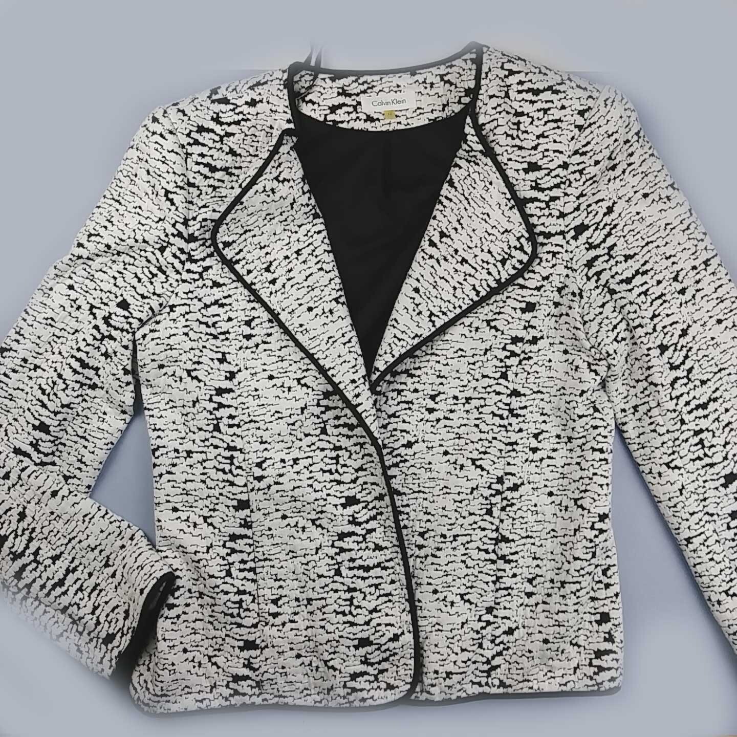 CK Calvin Klein Buttonless Topper Jacket White/Bl… - image 1