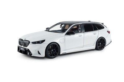 SOLIDO S1814802 BMW M5 TOURING ALPINE WHITE SOLID 2025 1/18