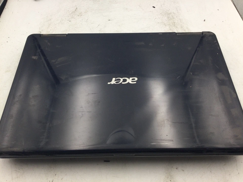 Portátil Acer Aspire 5532 - Para piezas - No enciende - 2 GB RAM -AMD-READ-BB Foto 4 de 4