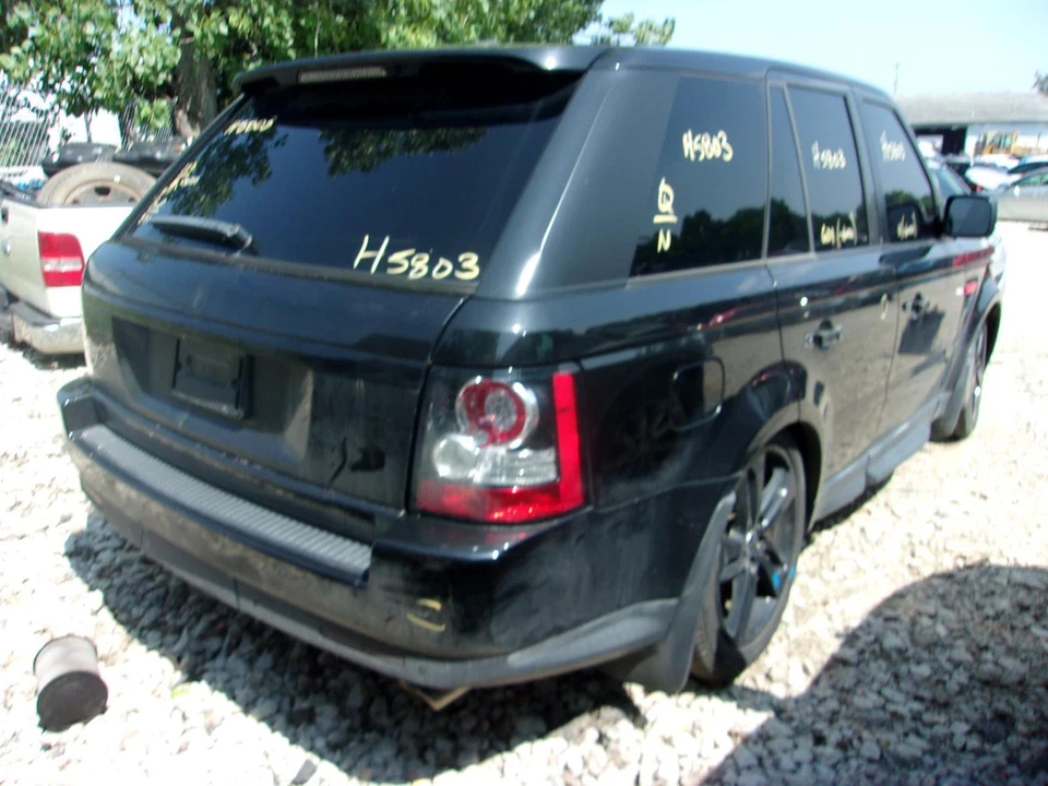 Pinza de freno de disco delantera izquierda usada se adapta a: Land Rover Range Rover Sport 2013 delantera Foto 3 de 4