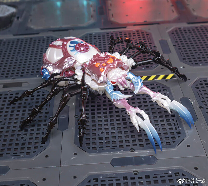 TransArt TOYS TA BWM-08 BWM-08PW METAL Blackarachnid BW TransArt TOYS TA BWM-08 BWM-08PW METAL Blackarachnid BW