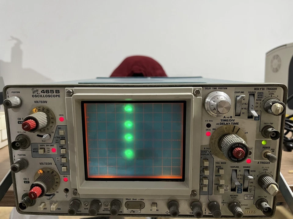 Tektronix 465B Analog Oscilloscope - Image 4 of 4