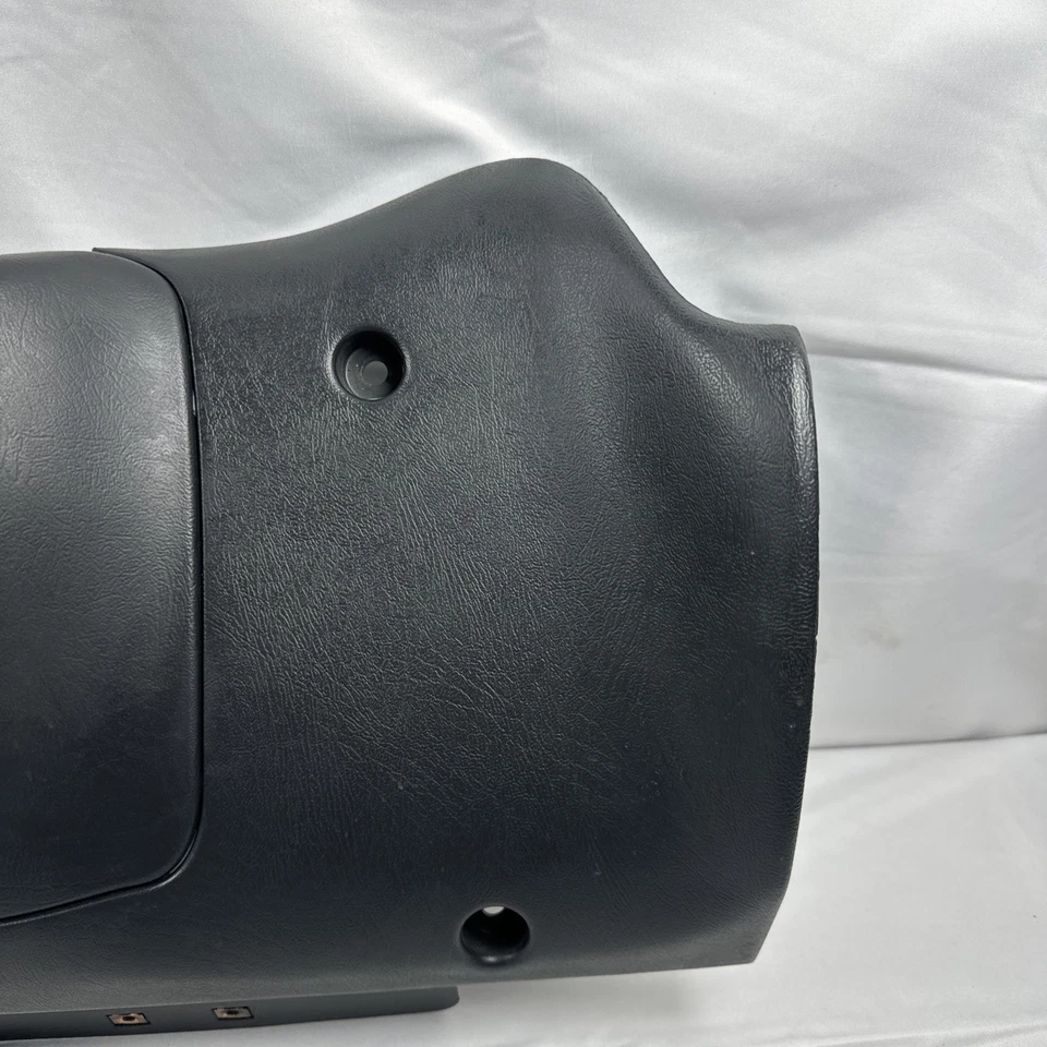 1998-2004 Chevy S10 Blazer Knee Bolster Lower Dash Trim Panel OEM Graphite Gray - Image 4 of 4