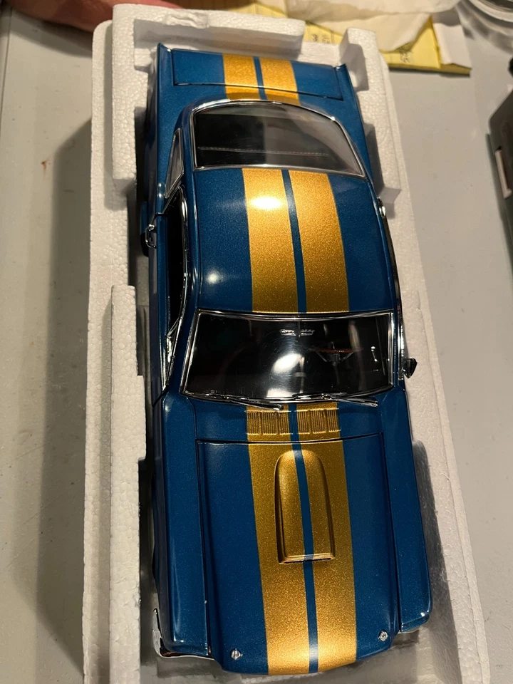 Lane Collectables Detalle Exacto 1:18 Shelby GT 350H Rayas Azul Dorado en Caja Foto 3 de 4