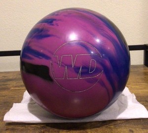 Balle de bowling Rose PNG transparents - StickPNG