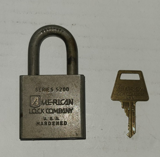 American Lock Co US Military Series 5200 Padlock w/ Key USA Made Vintage