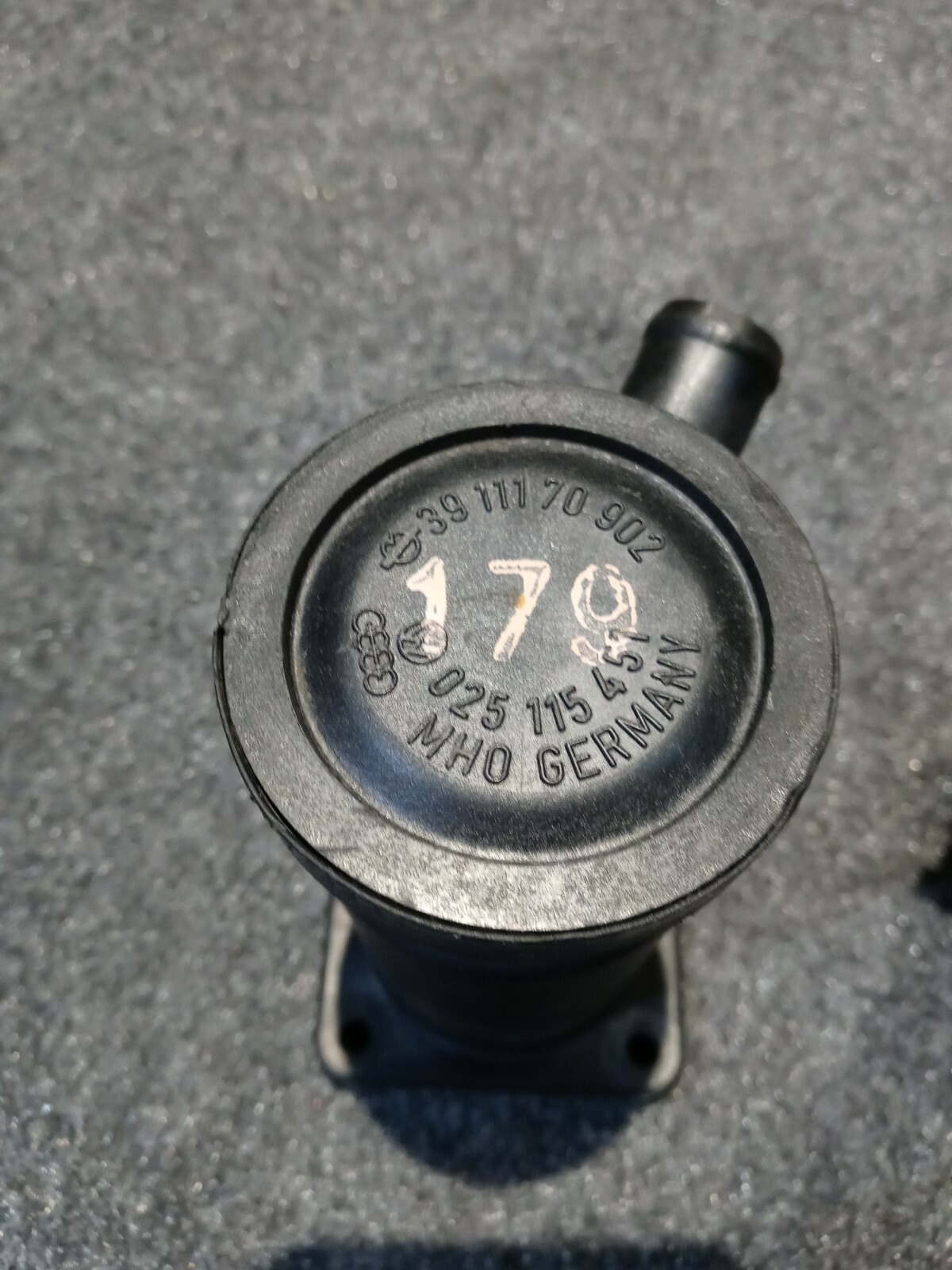 1983 1992 Volkswagen Vanagon Westfalia Oil Breather Tower eBay