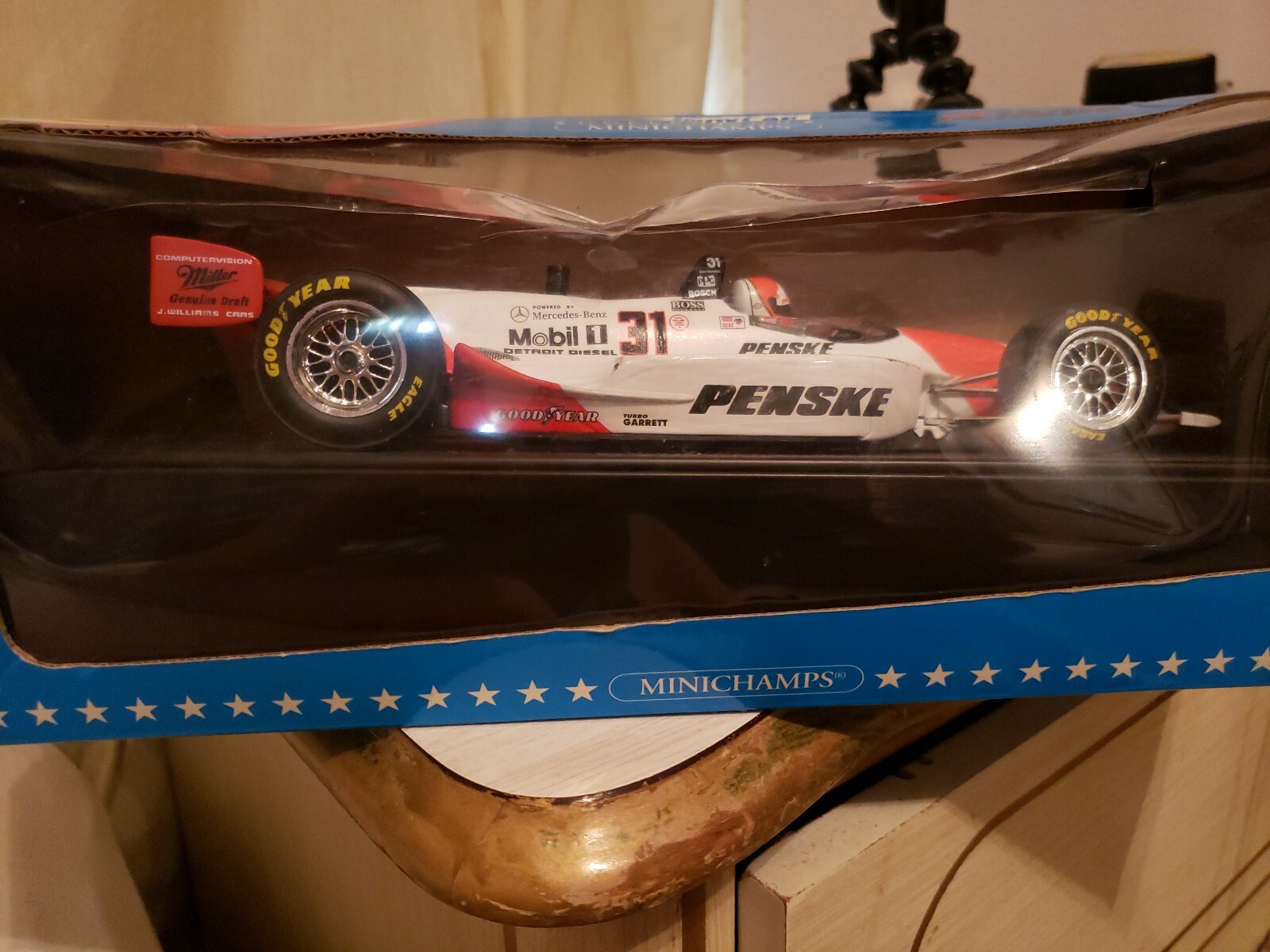 UT 1998 1 18 Bobby Rahal autoT Reynard 98i 981 Champauto Minichamps UT 1998 1 18 Bobby Rahal autoT Reynard 98i 981 Champauto Minichamps