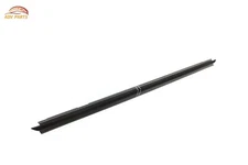 2017-19 ALFA ROMEO GIULIA FRONT RIGHT DOOR WINDOW INNER WEATHERSTRIP SEAL OEM