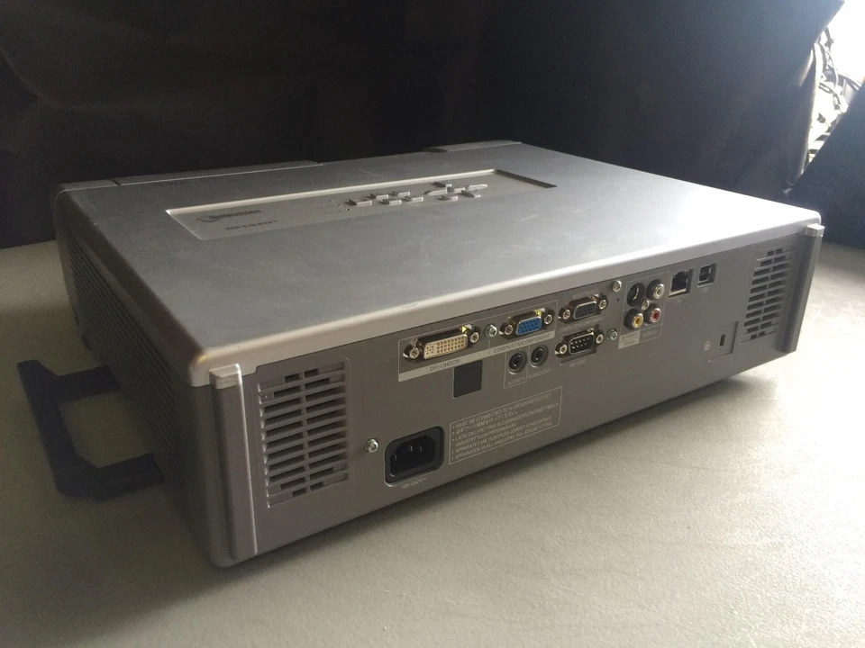 SHARP PG-MB60X PORTABLE DLP PORTABLE PROJECTOR WORKS GREAT!! NEW LAMP! - Image 3 of 3