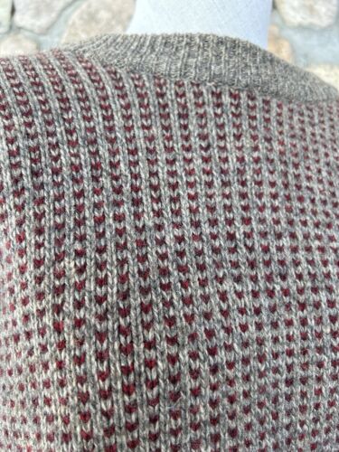 LL Bean Men’s VTG 80’s 100% Lamb’s Wool Fisherman Sweater Khaki/Red Birdseye Med - Picture 23 of 24