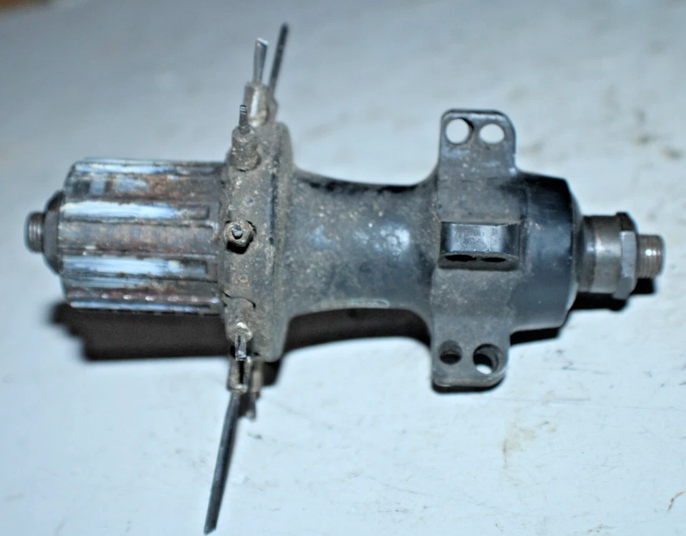 Buje trasero para bicicleta Shimano WH-R550 buje libre negro 135 mm 20H MTB Tour ¡Envío rápido a EE. UU.! Foto 3 de 4