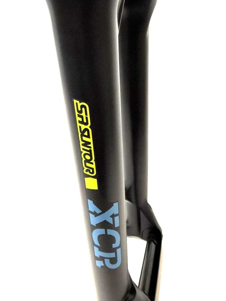 Mongoose Tyax Expert 29" 148mm Thru Axle Disc Hardtail Small Frame Suntour Fork - Image 4 of 4