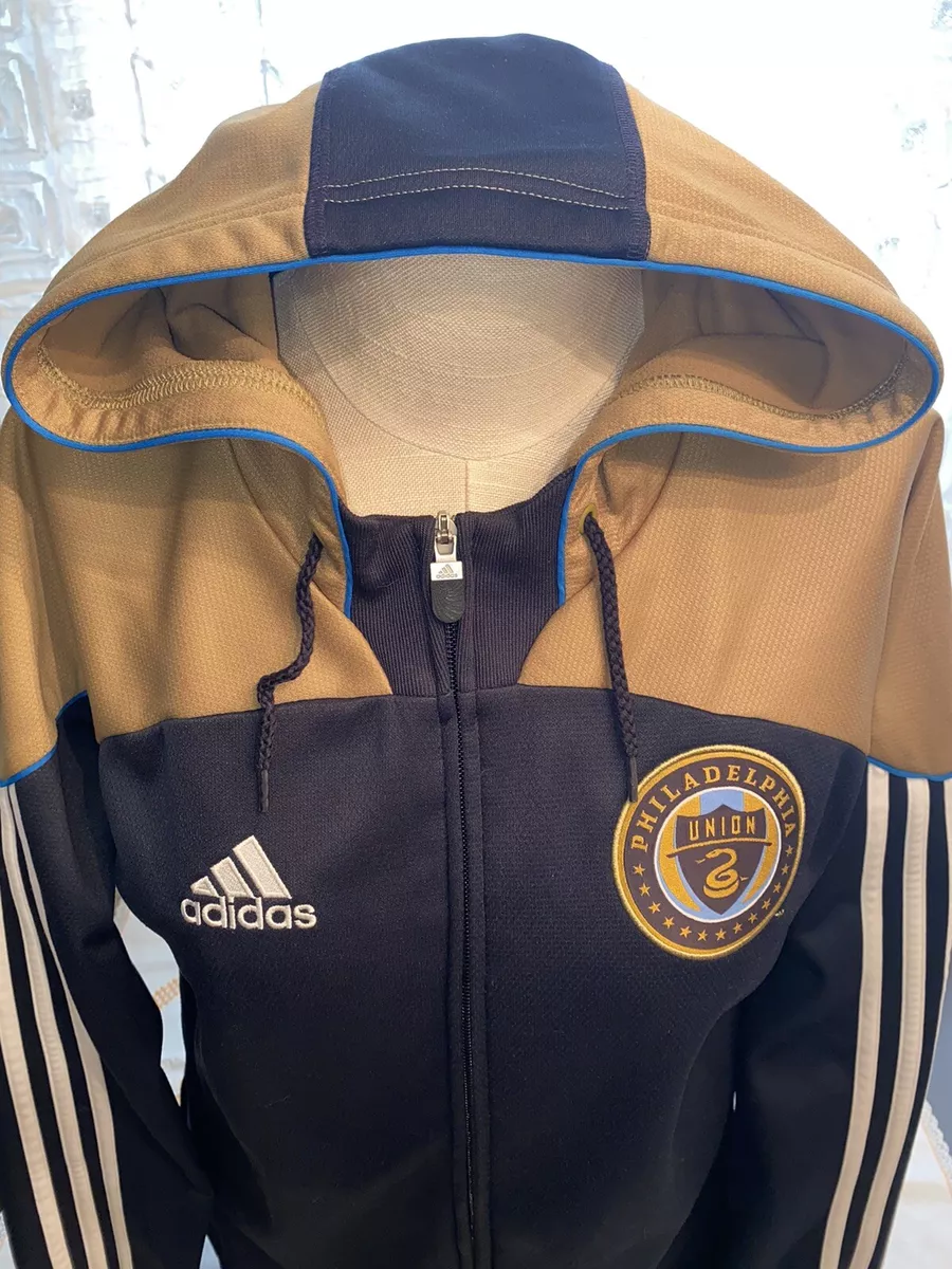 Adidas union sales track top