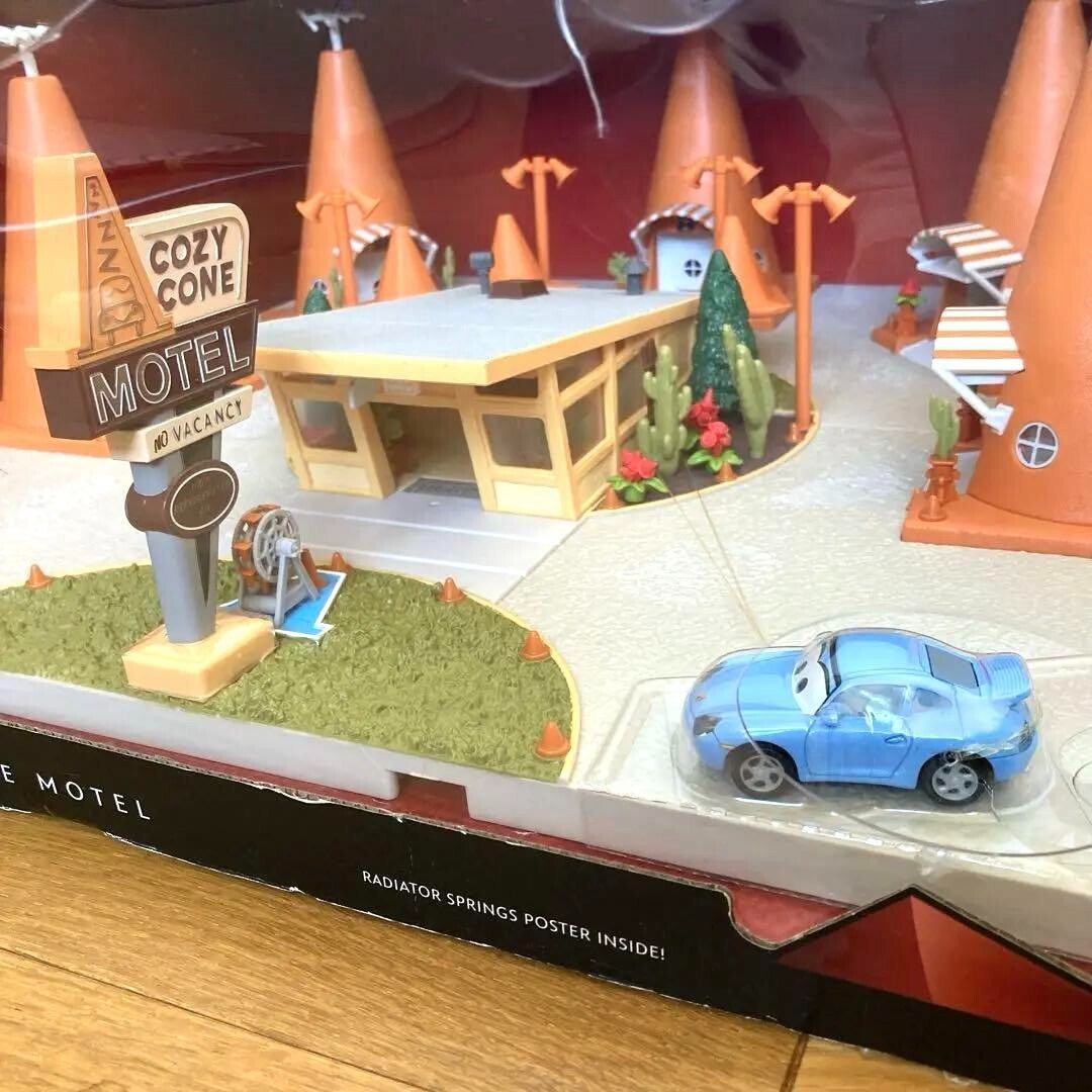 Disney Pixar Cars Precision Series Sally's Cozy Cone Motel