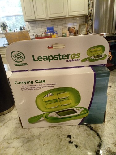 LeapFrog LeapsterGS Explorer Carrying Case - Picture 6 of 10