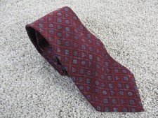 PERRY ELLIS PORTFOLIO Burgundy Red Check Grid Squares Triangles Neck Tie USA