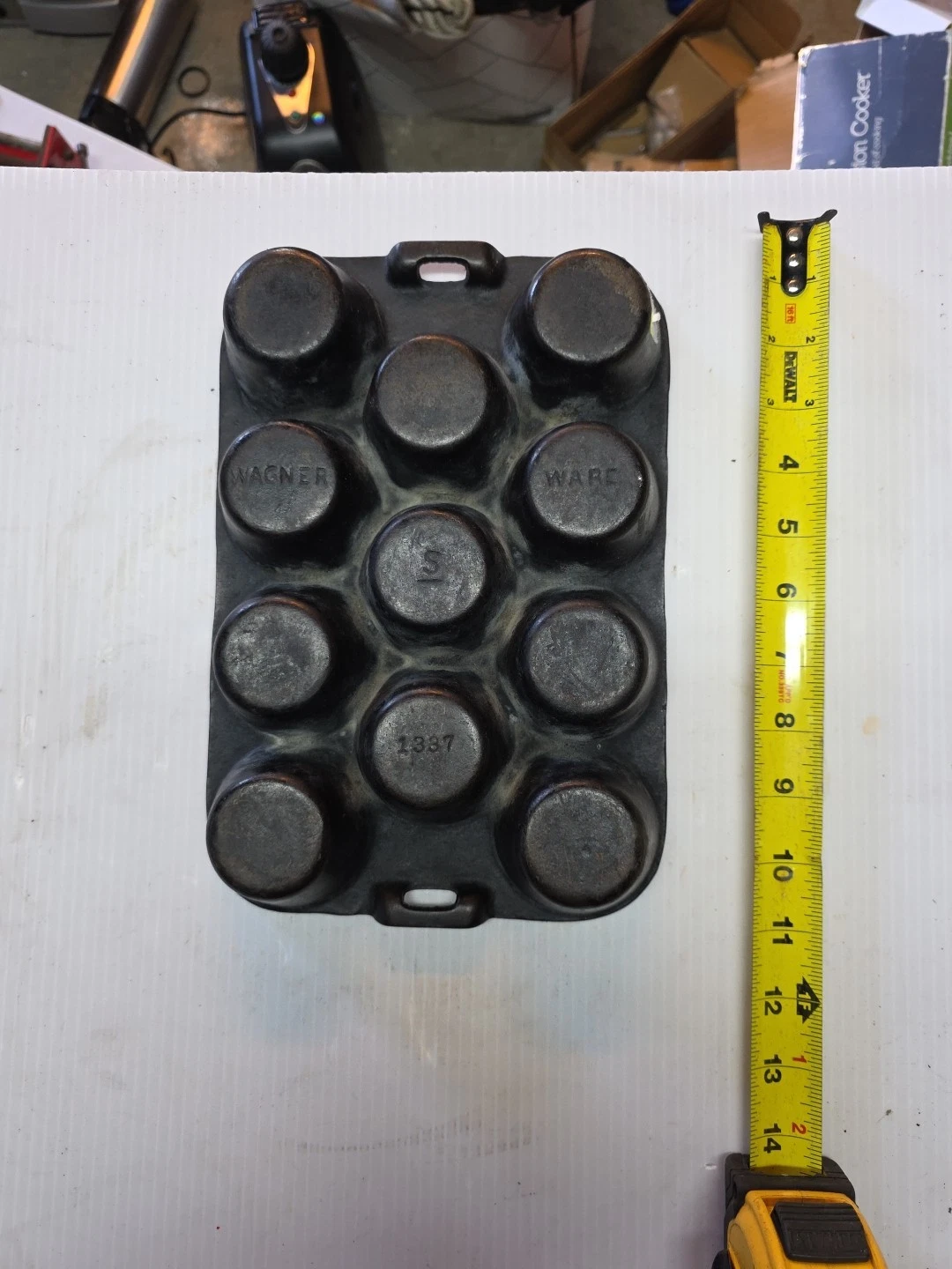 Vintage Wagner Ware Muffin Pan
Opens in a new window or tab