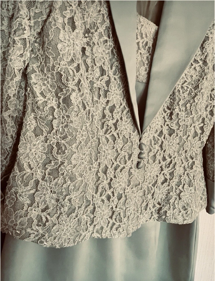 Elegant Lace Overlay A-line formal dress w/ Jacket pistachios green. Wedding - Image 4 of 4