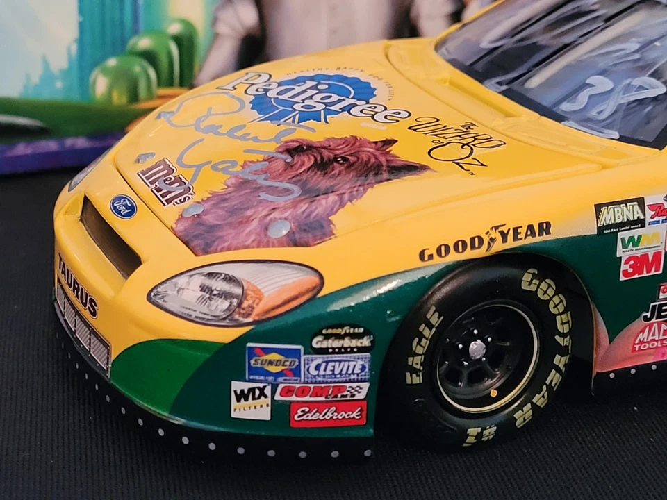 2004 Elliott Sadler/Robert Yates Signed #36 Pedigree/Wizard of Oz 1:24 Diecast - Image 2 of 4