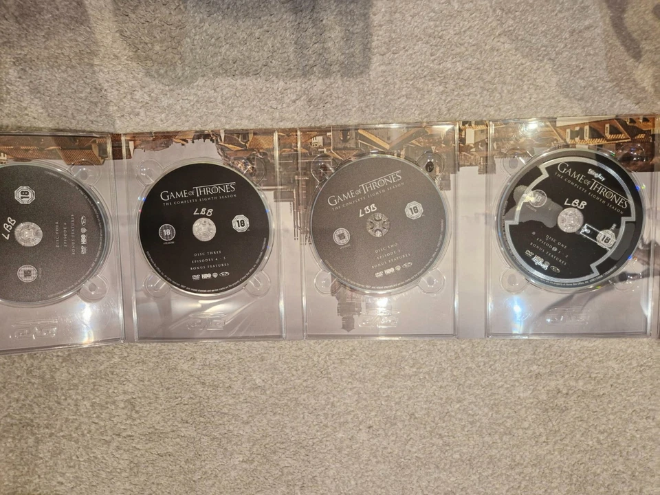 His Dark Materials - Season 1 (Includes 4 Art Cards) [Blu-ray] - Image 2 of 2