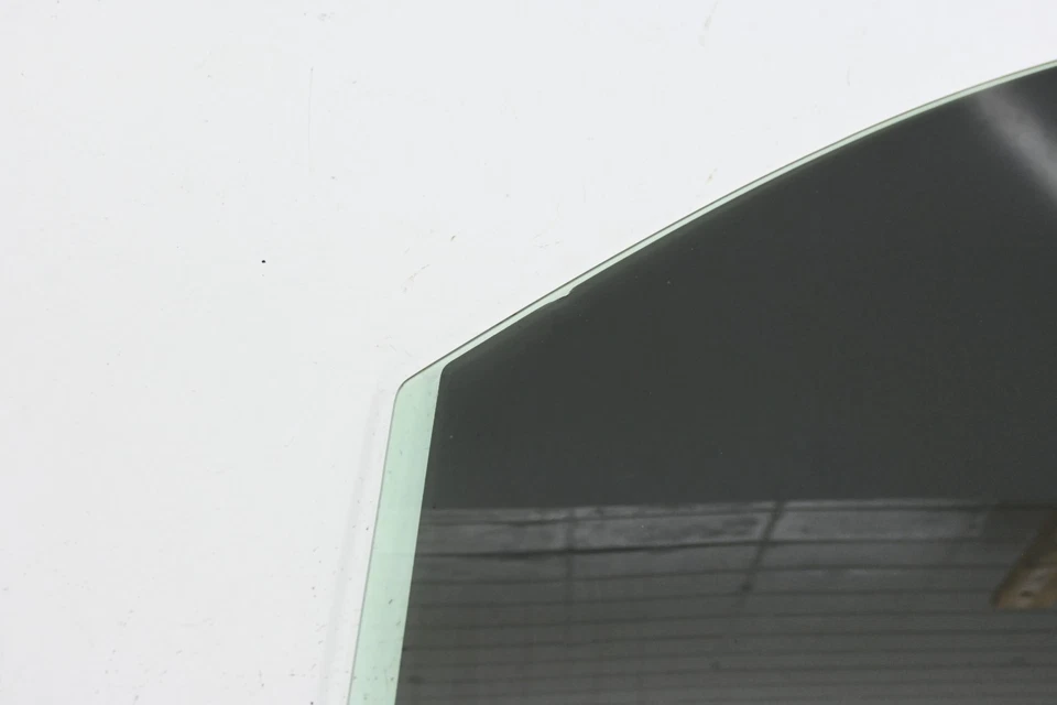 ⭐15-20 Cadillac Escalade ESV передняя левая дверь стекло панель заводской оригинал - Изображение 2 из 4