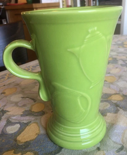 1990's Vintage Fiesta Chartreuse Green Pedestal Latte Cappuccino Mug 18 OZ HLC