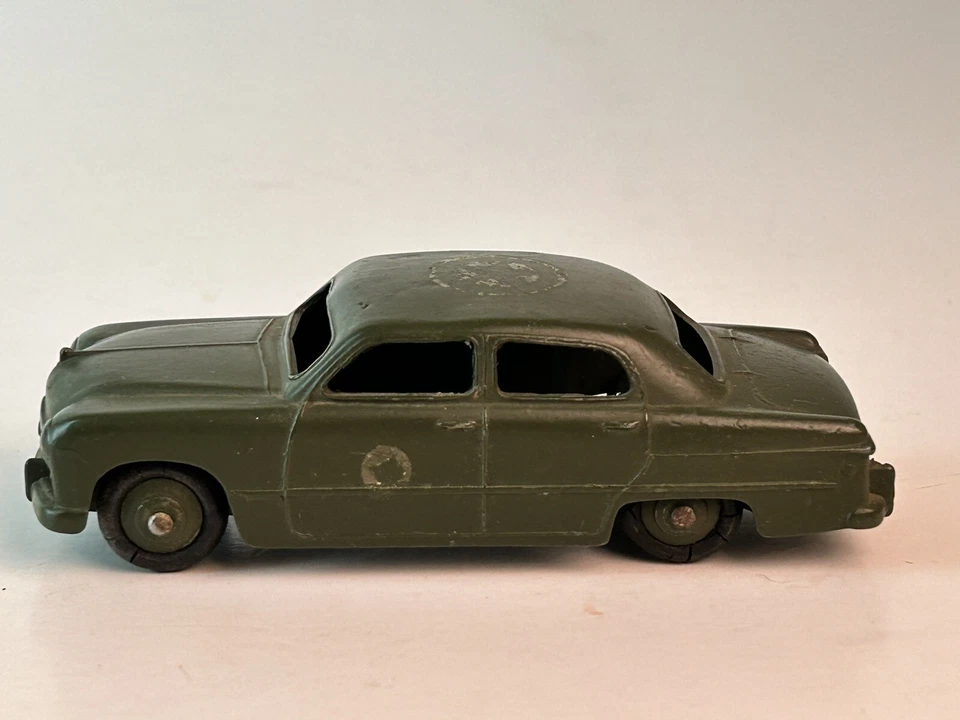 Dinky 1950 年代 675 号福特陆军参谋车,原装 — 第 2/4 张图片