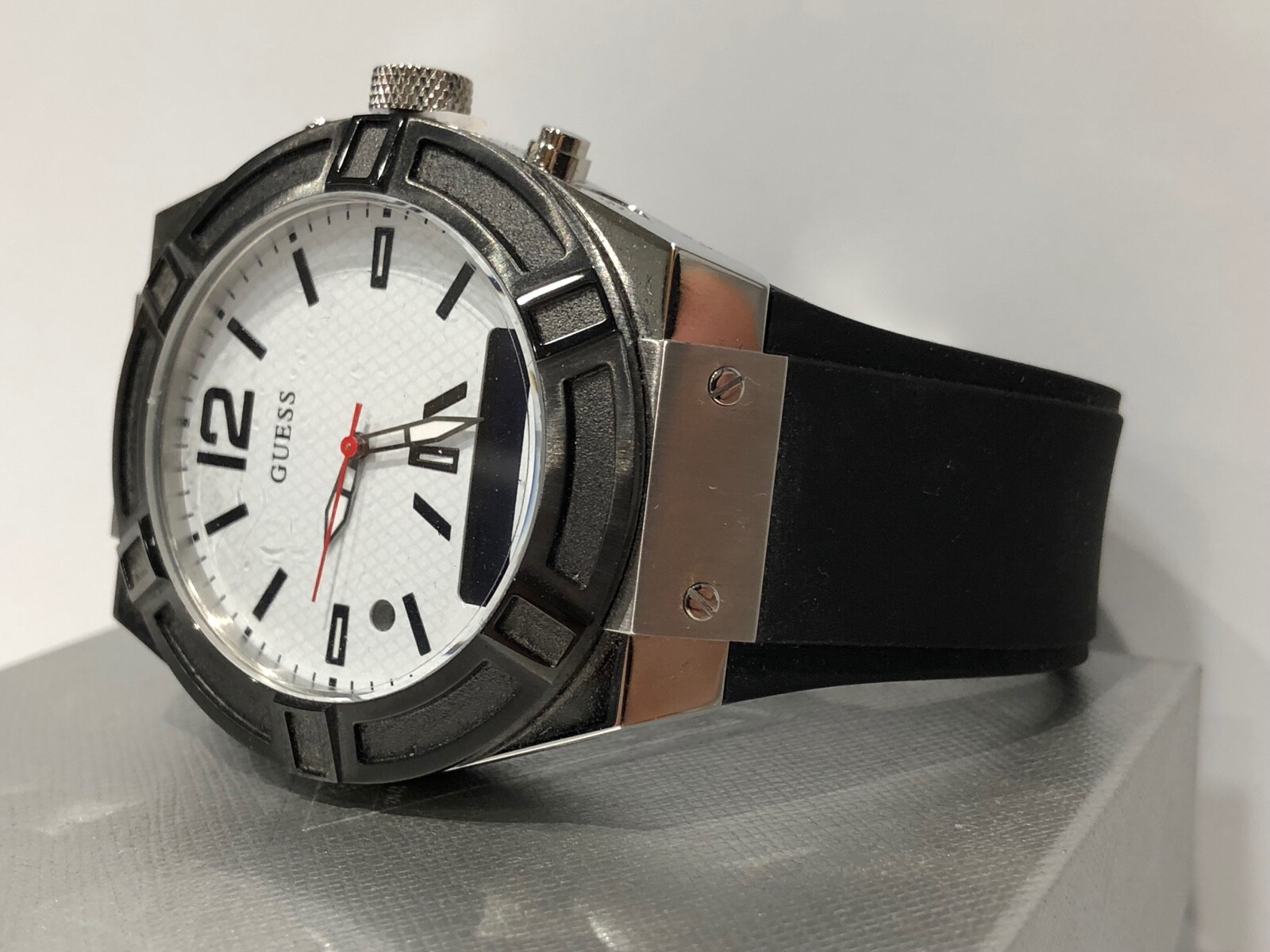 guess connect c0001g4