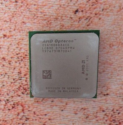 AMD Opteron 180 * Sockel 939 * Dualcore * 2x 2,4 Ghz * tray * 1/2