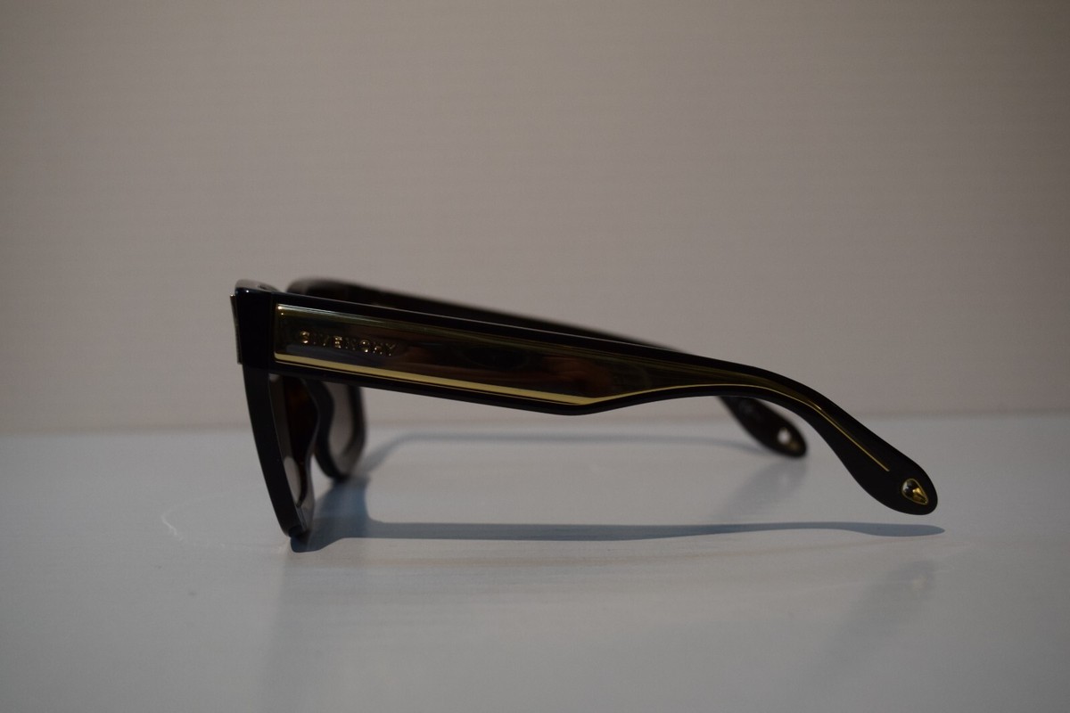 Givenchy GV 7015-s Sunglasses Givenchy Women main image 2
