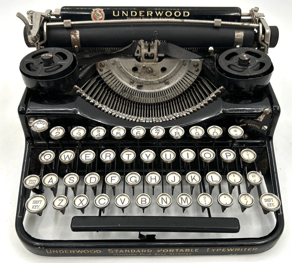 Máquina de escribir manual Underwood Standard Four Bank 1927 - Llaves de vidrio - BONITA Foto 3 de 4