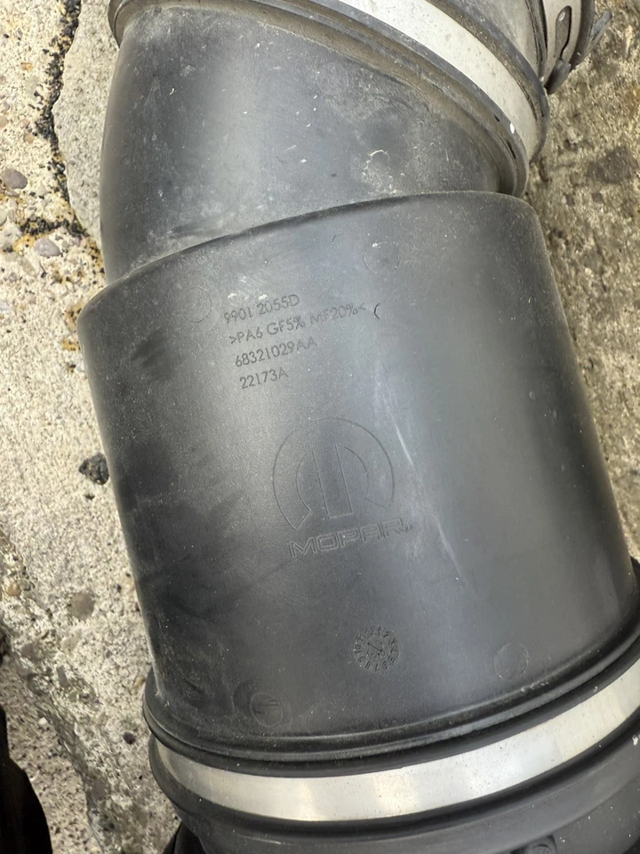 19-24 Dodge RAM 2500 3500 6.7L Diesel Cummins Air Box Intake MOPAR OEM H2 - Image 3 of 4