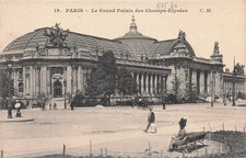 75 PARIS LE GRAND PALAIS DES CHAMPS ELYSEES