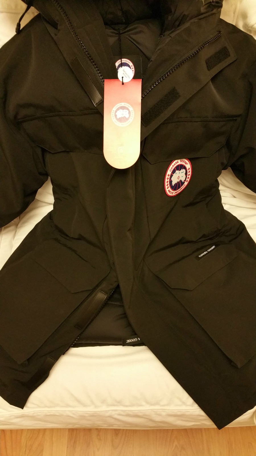 NEW "RED LABEL" EDITION "BLACK" CANADA GOOSE EXPEDITION MEDIUM FITS LG-XL PARKA image 7