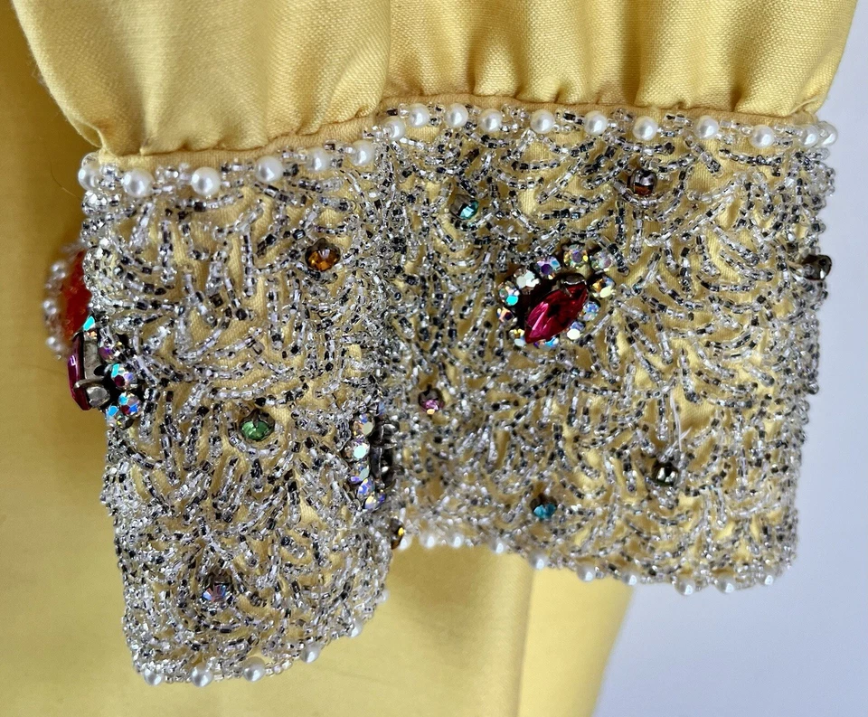 Vintage 1960s Beaded Sequin Mini Dress Yellow Jewelled Paisley size U.K.10/12  - Image 3 of 4