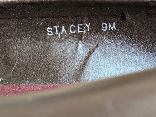 HILLARD AND HANSON STACEY SHOES WOMEN - PREOWNED - SIZE 9 M - Picture 4 of 6