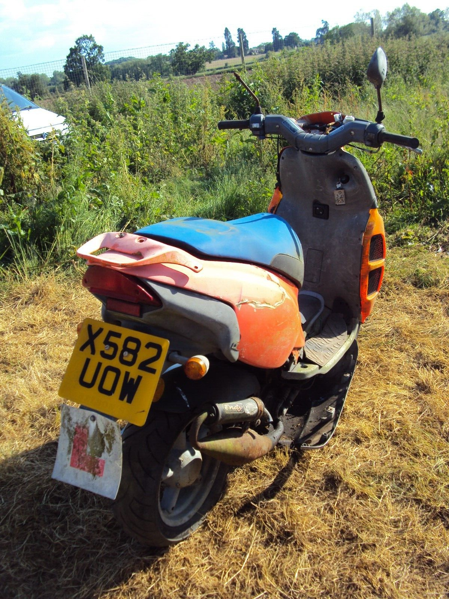 2000 APRILIA RALLY 50 LIQUID COOLED 2T SCOOTER MOPED PETROL CAP BIKE  BREAKING