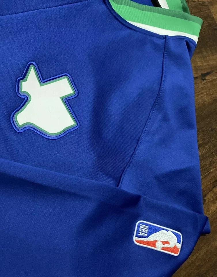 Chaqueta Nike Dallas Maverick’s NBA City Edition DN5532-495 para hombre XL-ALTO NUEVA CON ETIQUETAS C6 Foto 4 de 4