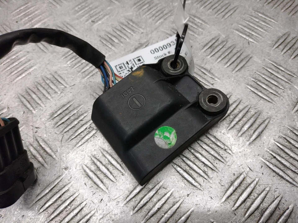 2004 APRILIA RSV MILLE RSV1000 V2 GEN 2 ECU / CDI CONTROL BOX (SEE LISTING) - Image 2 of 4